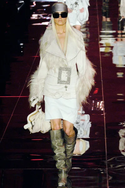 Look 19